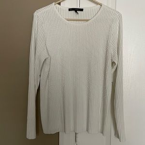 White House Black Market Women’s Lightweight Sweater. Size XL.